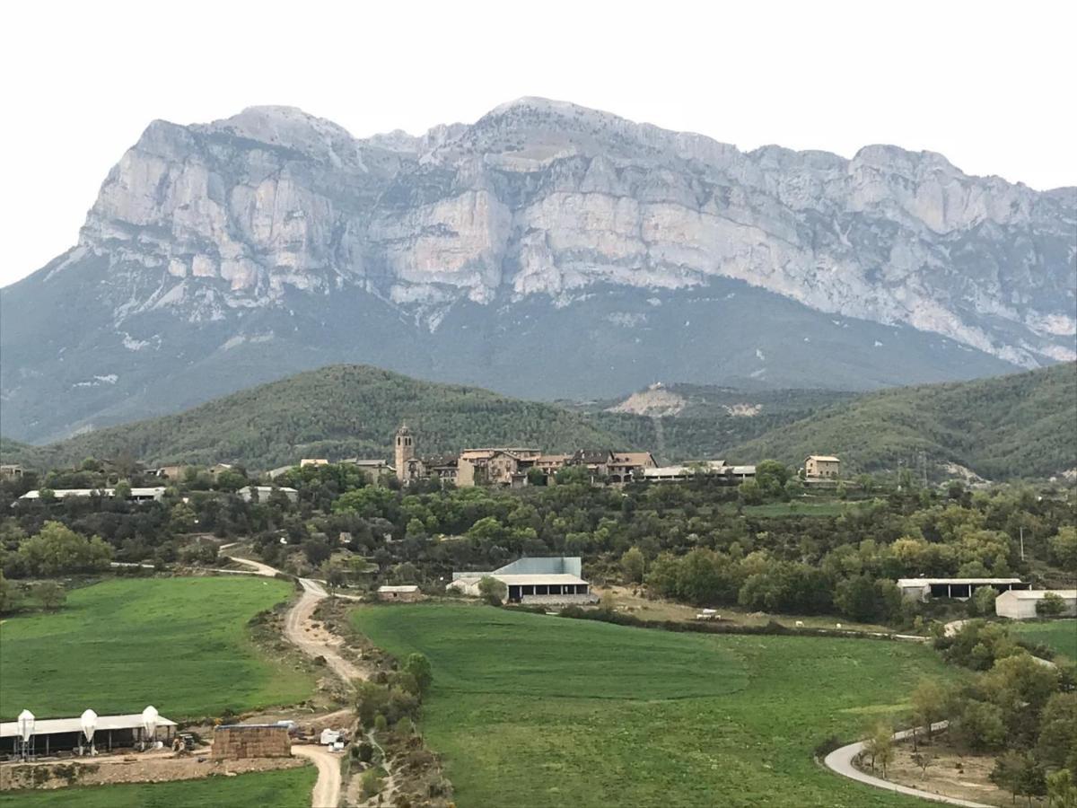 Appartamento Preciosas Vistas A La Montana, Luminoso Y Acogedor El Pueyo de Araguás Esterno foto